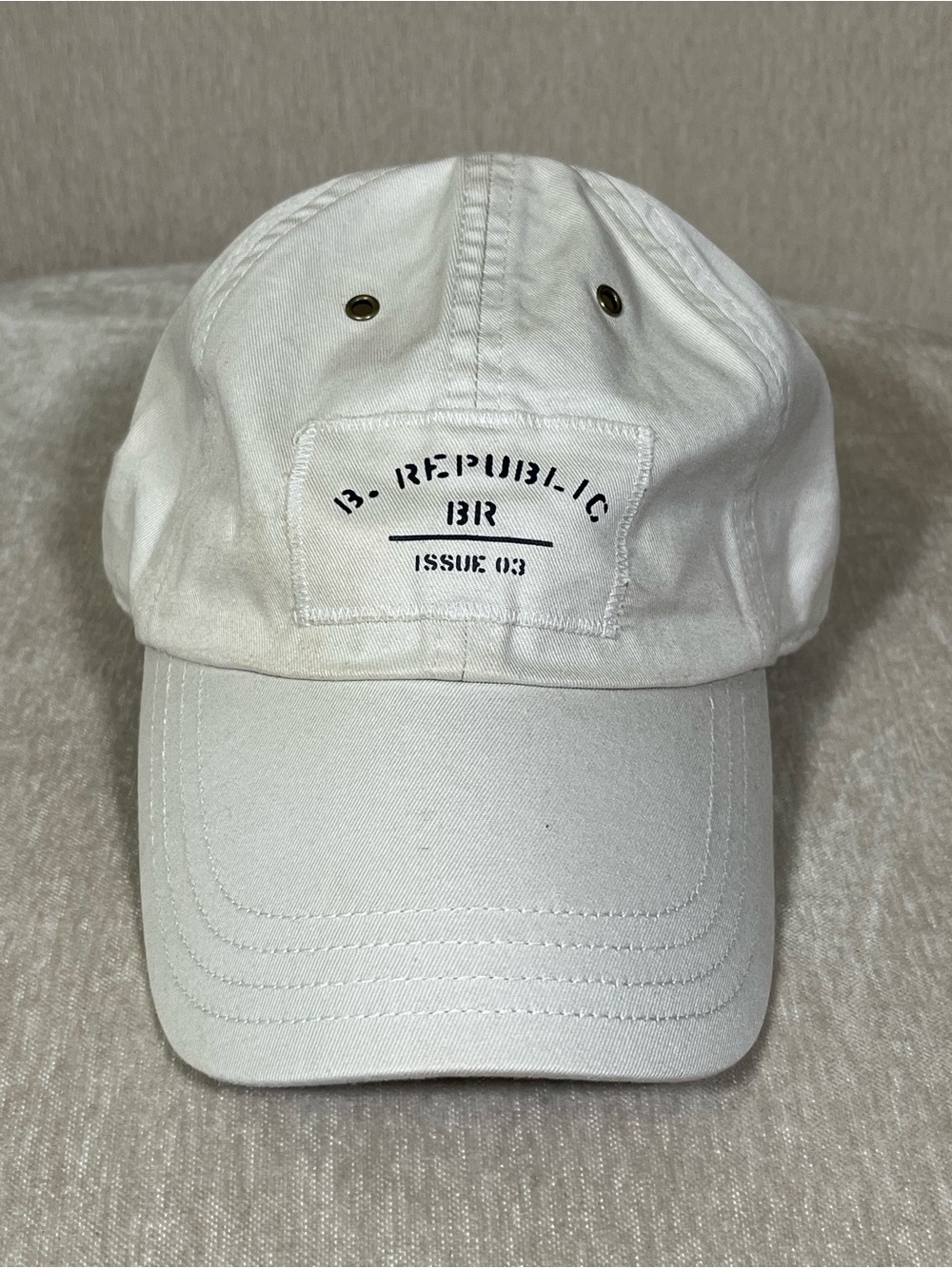 Banana Republic White Cotton Baseball Cap with Logo Patch